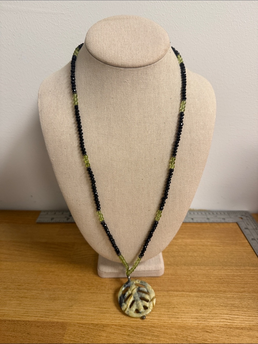 Seed bead long necklace green black with stone leaf accent pendant